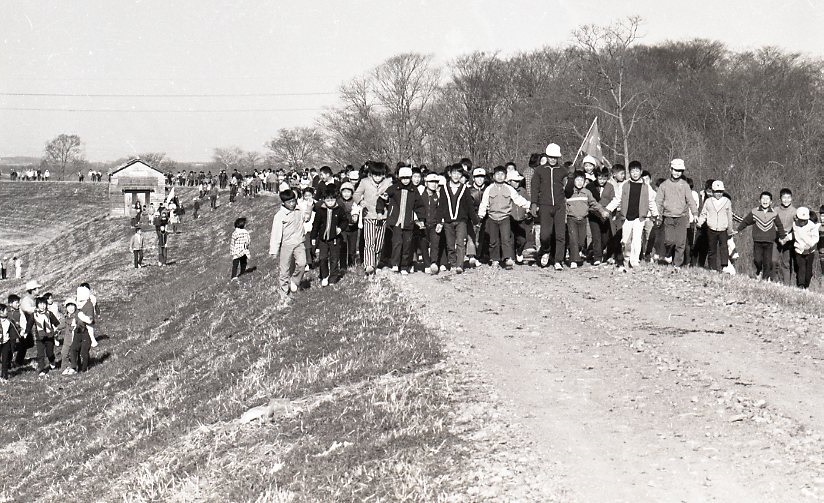 1973　歩け歩け大会002.jpg